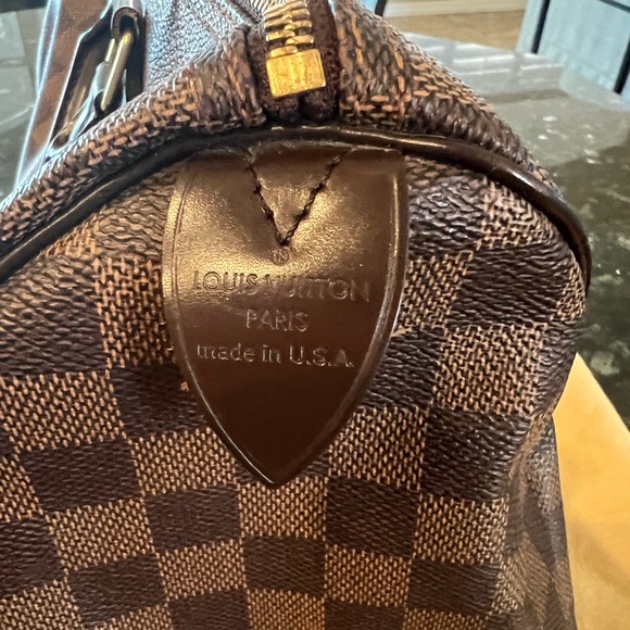 Louis Vuitton Speedy 35, Damier Ebene, Mint Condition with Dust Bag, Lock, Key - Picture 5 of 16